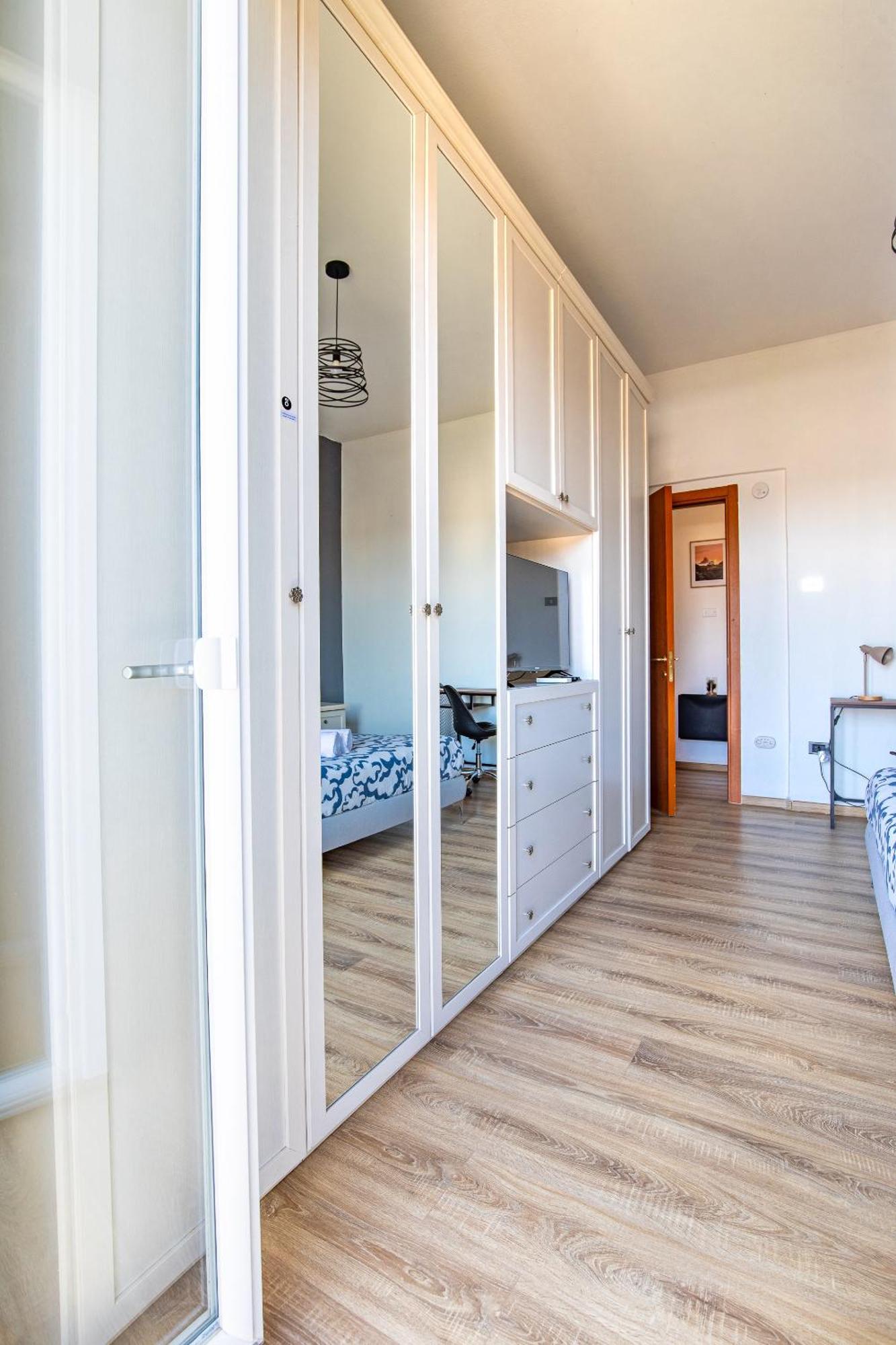 Apartament Elegante Dimora La Spezia-Free Parking Zewnętrze zdjęcie