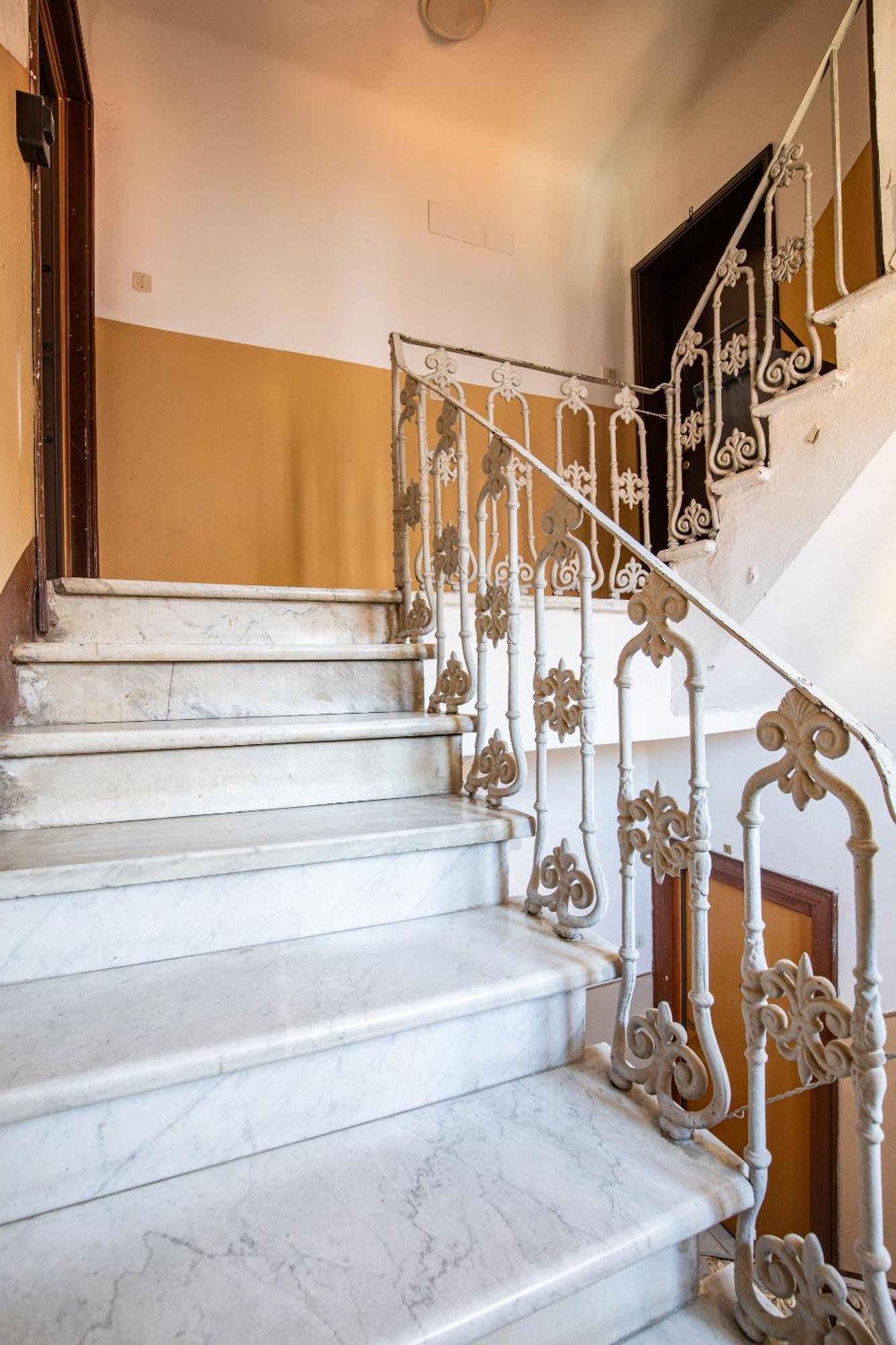 Apartament Elegante Dimora La Spezia-Free Parking Zewnętrze zdjęcie