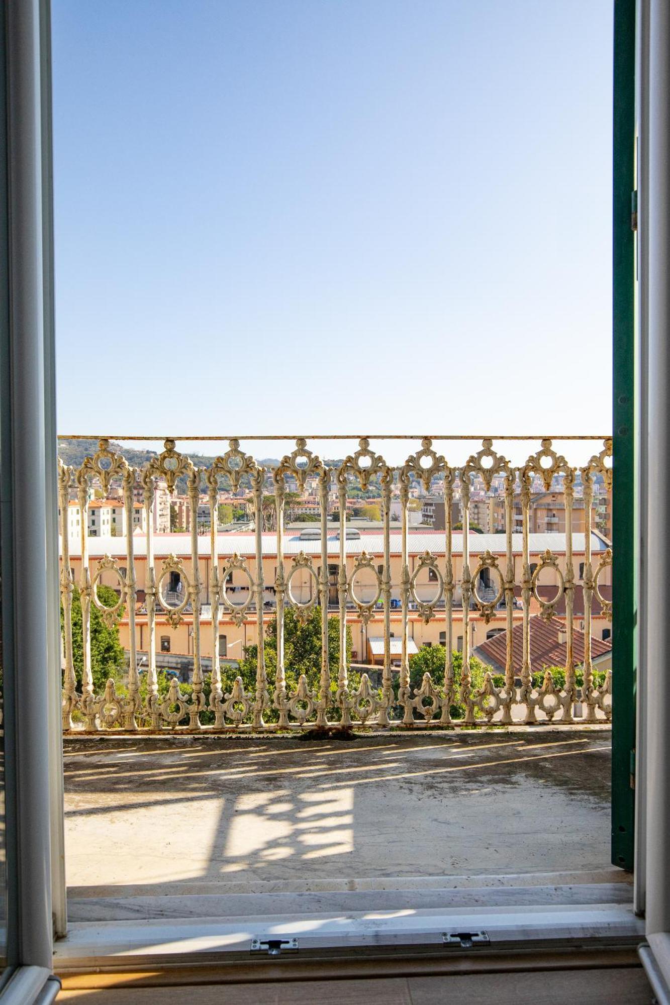 Apartament Elegante Dimora La Spezia-Free Parking Zewnętrze zdjęcie